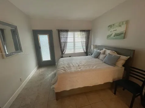 6490 Collins Avenue Miami Beach FL 33141