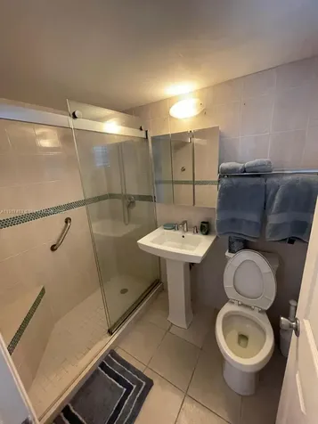 6490 Collins Avenue Miami Beach FL 33141