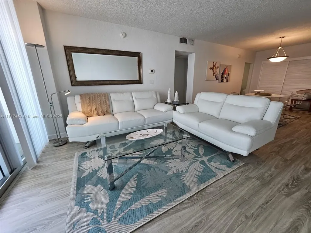 4001 S Ocean Drive Hollywood FL 33019