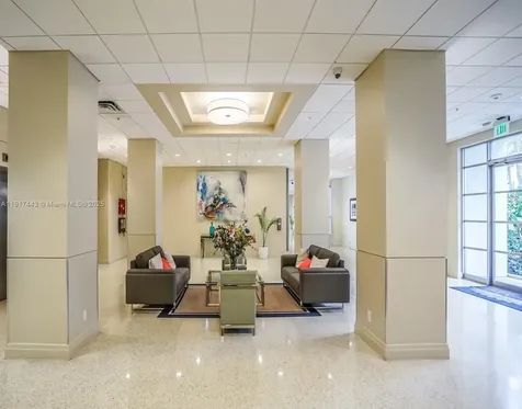 4001 S Ocean Drive Hollywood FL 33019