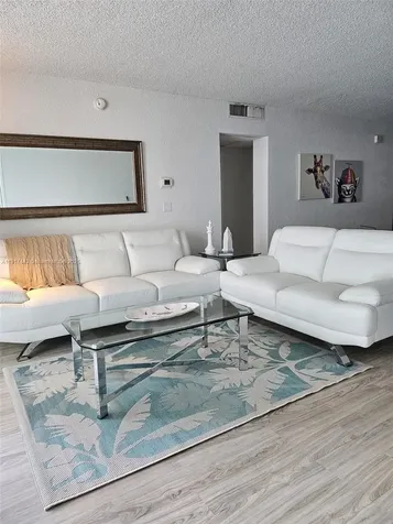 4001 S Ocean Drive Hollywood FL 33019