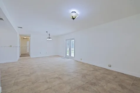524 NW 14th Street Homestead FL 33030