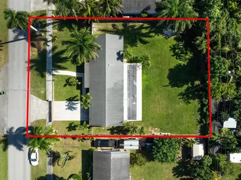 524 NW 14th Street Homestead FL 33030