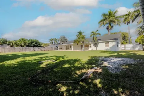 524 NW 14th Street Homestead FL 33030
