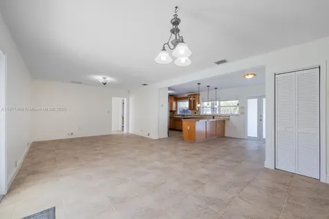 524 NW 14th Street Homestead FL 33030