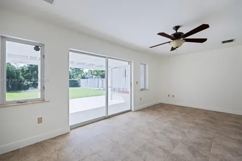 524 NW 14th Street Homestead FL 33030