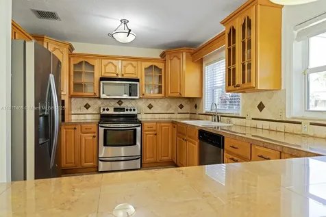 524 NW 14th Street Homestead FL 33030