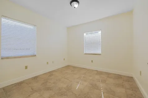 524 NW 14th Street Homestead FL 33030