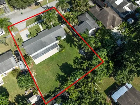 524 NW 14th Street Homestead FL 33030