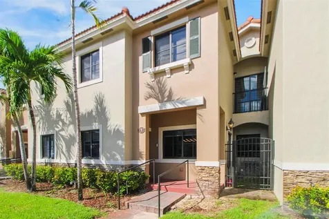 22511 SW 88th Place Cutler Bay FL 33190