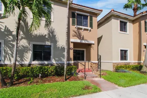 22511 SW 88th Place Cutler Bay FL 33190