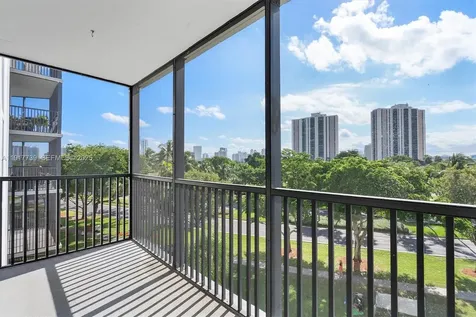 3101 N Country Club Drive Aventura FL 33180
