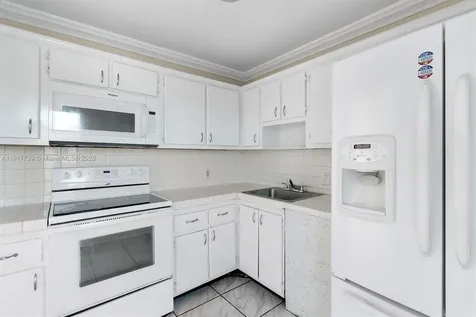 3101 N Country Club Drive Aventura FL 33180