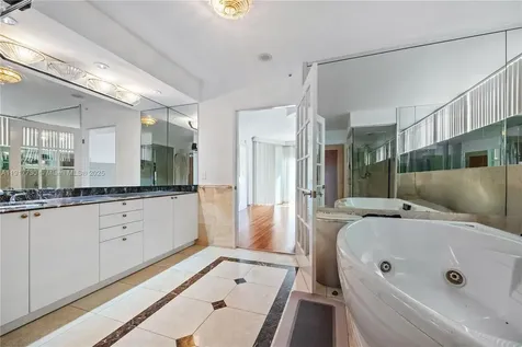 17555 Collins Avenue Sunny Isles Beach FL 33160
