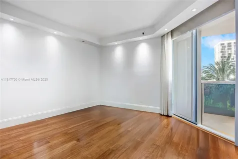 17555 Collins Avenue Sunny Isles Beach FL 33160
