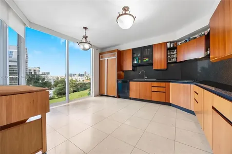 17555 Collins Avenue Sunny Isles Beach FL 33160