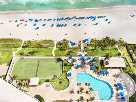 17555 Collins Avenue Sunny Isles Beach FL 33160