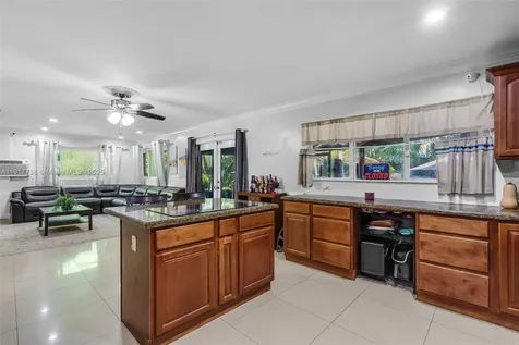 3135 SW 80th Avenue Miami FL 33155