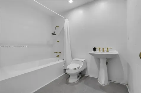 3135 SW 80th Avenue Miami FL 33155