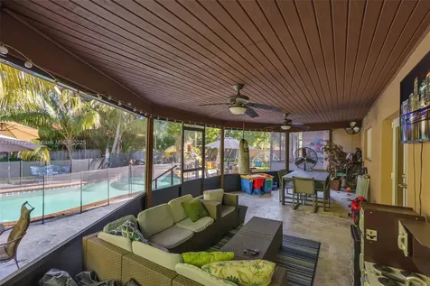 3135 SW 80th Avenue Miami FL 33155