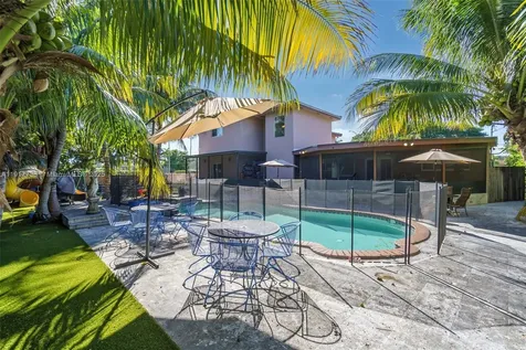 3135 SW 80th Avenue Miami FL 33155