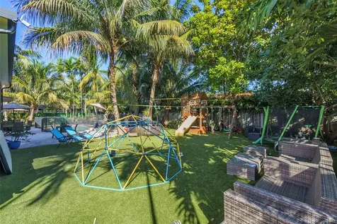 3135 SW 80th Avenue Miami FL 33155