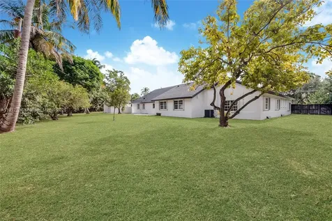 7675 SW 132nd Street Pinecrest FL 33156