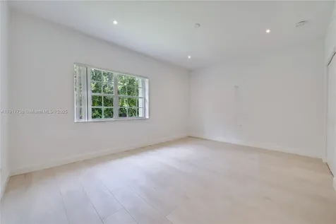 7675 SW 132nd Street Pinecrest FL 33156