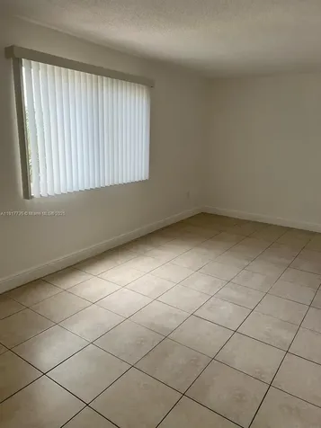 6930 Miami Gardens Drive Hialeah FL 33015