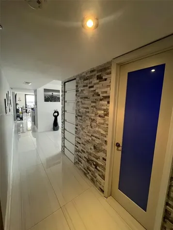 17878 N Bay Road Sunny Isles Beach FL 33160