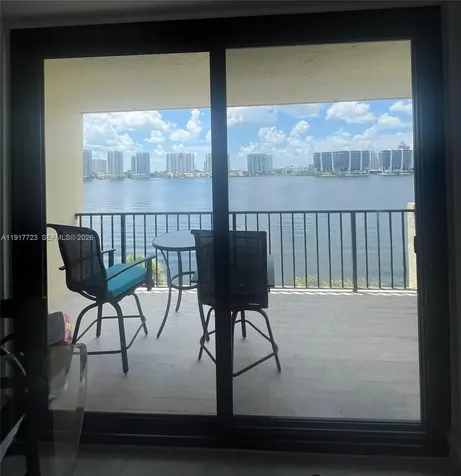 17878 N Bay Road Sunny Isles Beach FL 33160