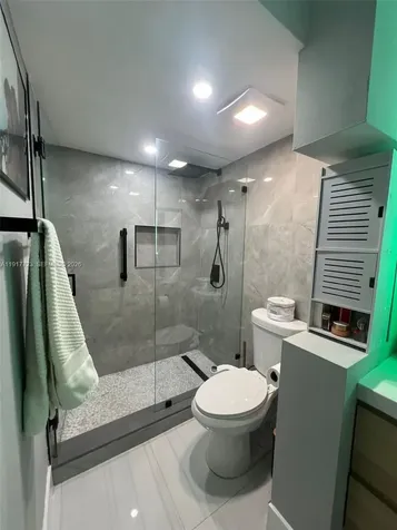 17878 N Bay Road Sunny Isles Beach FL 33160