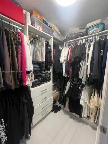 17878 N Bay Road Sunny Isles Beach FL 33160