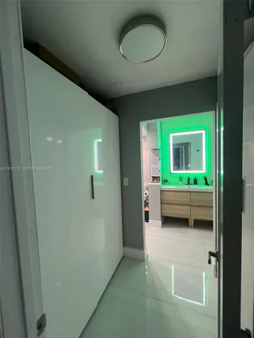 17878 N Bay Road Sunny Isles Beach FL 33160