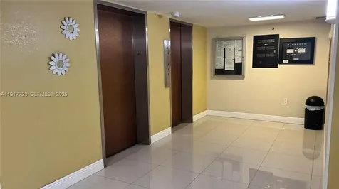17878 N Bay Road Sunny Isles Beach FL 33160