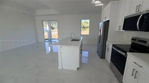 4118 4th Street SW Lehigh Acres FL 33976