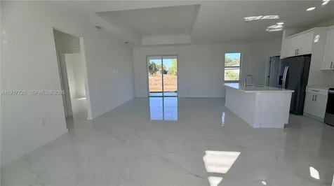 4118 4th Street SW Lehigh Acres FL 33976