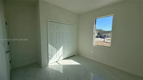 4118 4th Street SW Lehigh Acres FL 33976