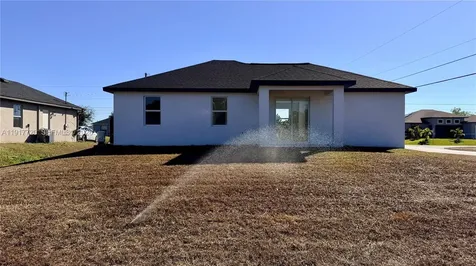 4118 4th Street SW Lehigh Acres FL 33976
