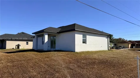 4118 4th Street SW Lehigh Acres FL 33976