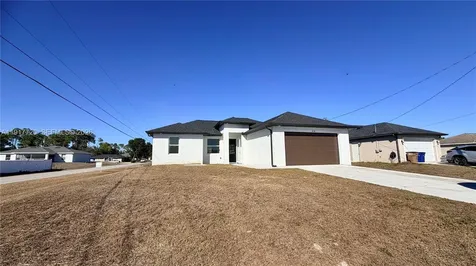 4118 4th Street SW Lehigh Acres FL 33976