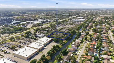 8527 Pines Boulevard Pembroke Pines FL 33024
