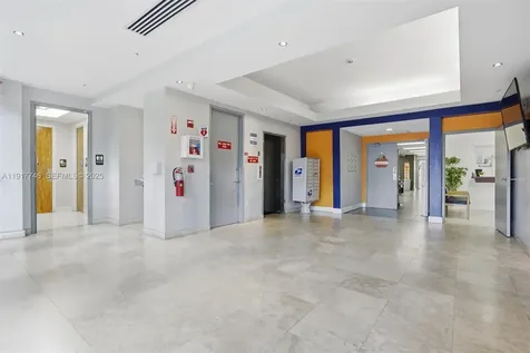 8527 Pines Boulevard Pembroke Pines FL 33024