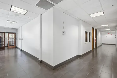 8527 Pines Boulevard Pembroke Pines FL 33024