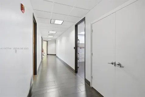 8527 Pines Boulevard Pembroke Pines FL 33024