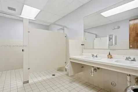 8527 Pines Boulevard Pembroke Pines FL 33024