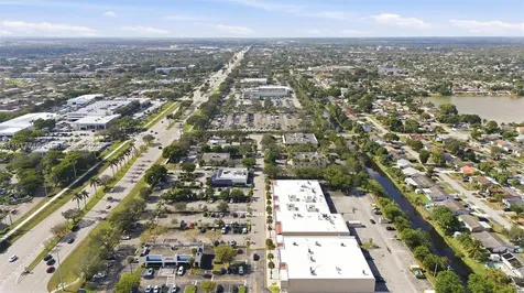 8527 Pines Boulevard Pembroke Pines FL 33024
