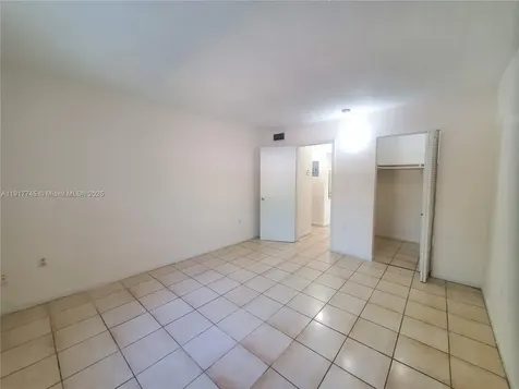 1008 NW 45th Avenue Miami FL 33126