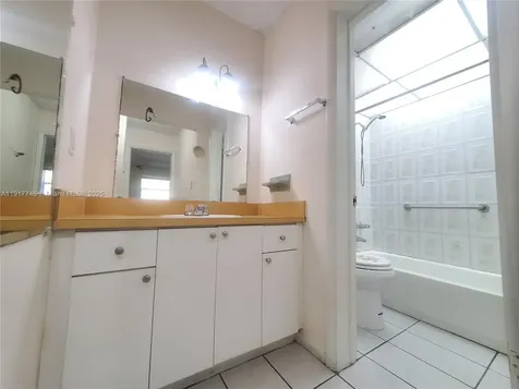 1008 NW 45th Avenue Miami FL 33126