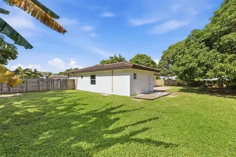 19601 SW 128th Court Miami FL 33177